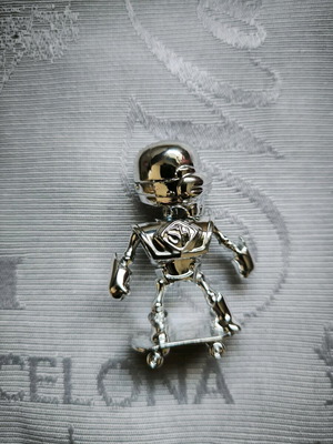 Φιγούρα Stumble Guys Silver Skeleton καινούργια, αχρησιμοποίητη