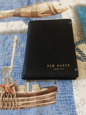 Δερμάτινο πορτοφόλι Ted Baker καινούργιο, μαύρο, για κάρτες