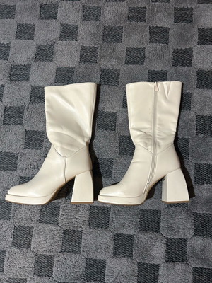 Alta Moda women's boots like new, beige, size 39