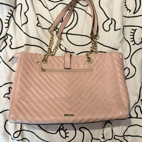Aldo shoulder bag used, pink with broken clasp