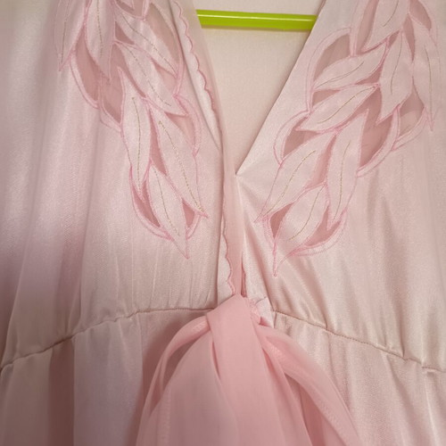 Satin nightdress and maxi robe set, pink, size 46, like new