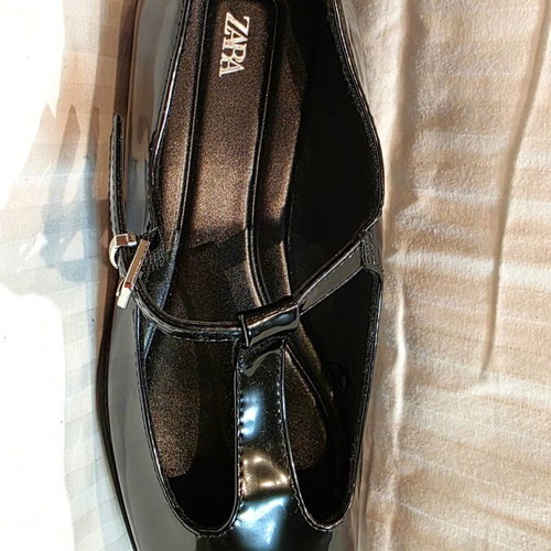 Zara Mary Janes Size 40 Black Like New