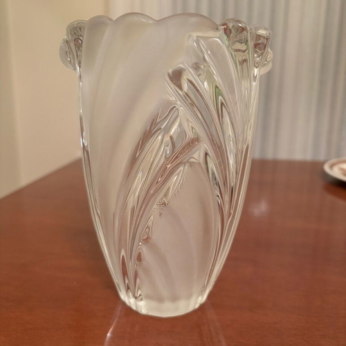 Crystal vase like new, height 17cm