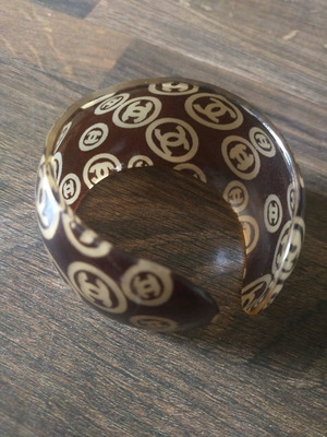 Brown bracelet used