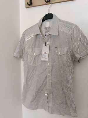 Shirt new with tags, white and gray, size S
