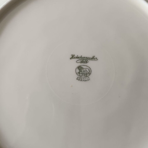 Hutschenreuther porcelain plate from Bavaria like new