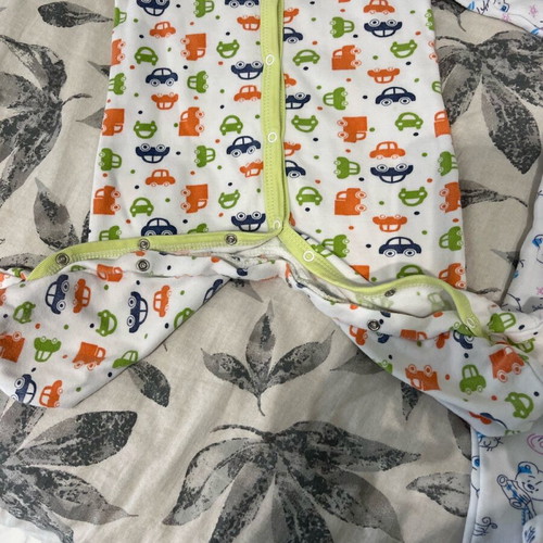 Cotton baby rompers 2-5 months like new, 100% cotton