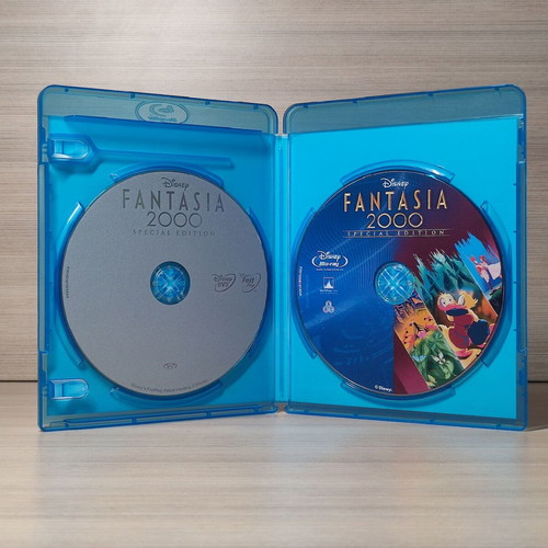 Disney Fantasia 2000 Blu-Ray + DVD like new, dubbed