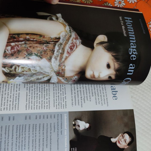 Dollami magazine with artistic dolls, German