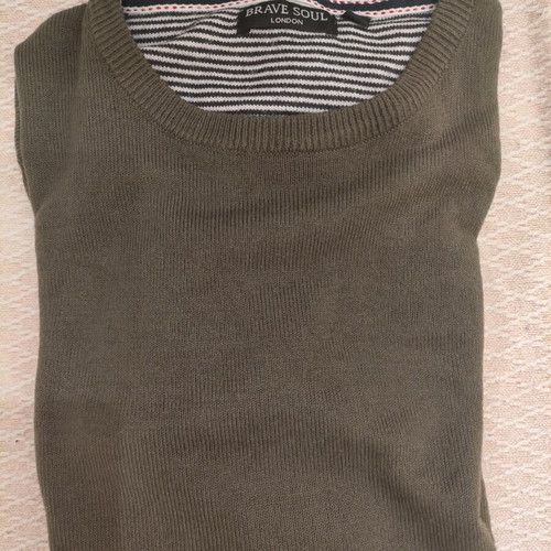 Brave Soul thin sweater size S new, khaki