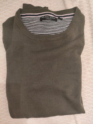 Brave Soul thin sweater size S new, khaki