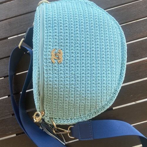 Knitted crossbody bag turquoise, handmade