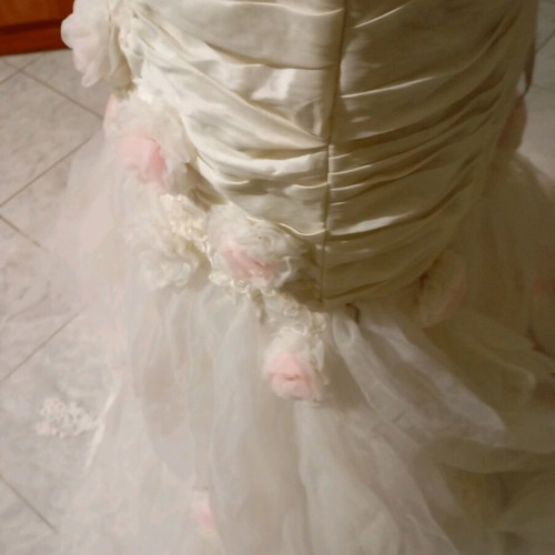 Wedding dress white strapless bust embroidered motif satin pleats size XL