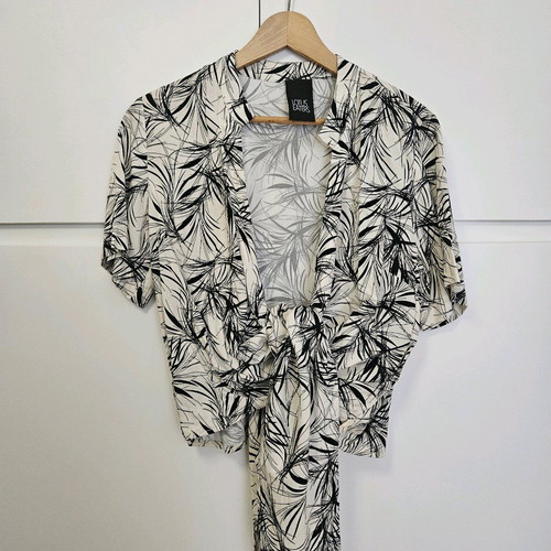 Lotus Eaters tie blouse Medium like new, black and white