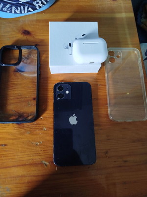 Iphone 12 128GB like new black with gift cases and earphones