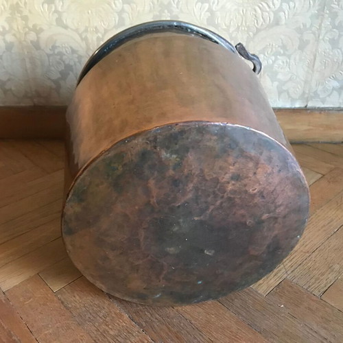 Copper container used with iron handle, vintage retro decoration