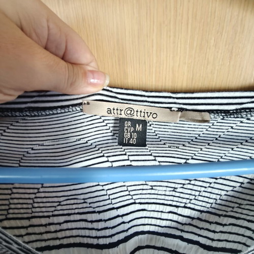 Attrattivo dress medium black and white like new