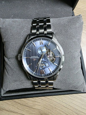 Orient Star Contemporary Men's Watch 41mm Automatic with Silver Metal Bracelet like new