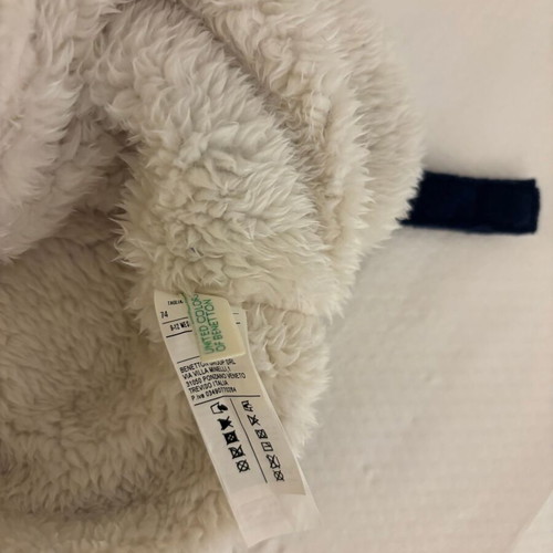 Benetton baby hats set 6-12 months like new