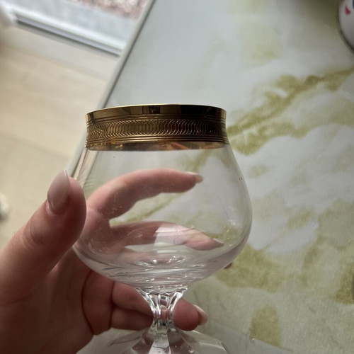 Cognac glasses like new, set of 5 with gold detail