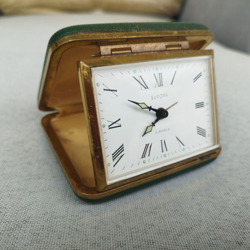 Vintage μηχανικό ξυπνητήρι Europa 2 jewels μεταχειρισμένο, αναλογικό