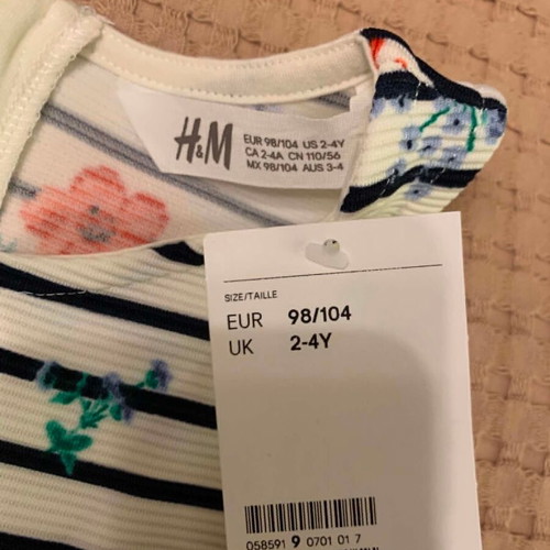 H&M striped floral dress for toddlers 2-4 years, brand new