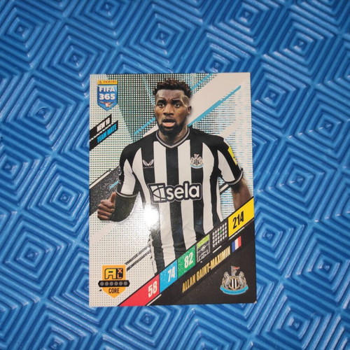Panini FIFA 365 Football Collectible Cards like new, set of 5