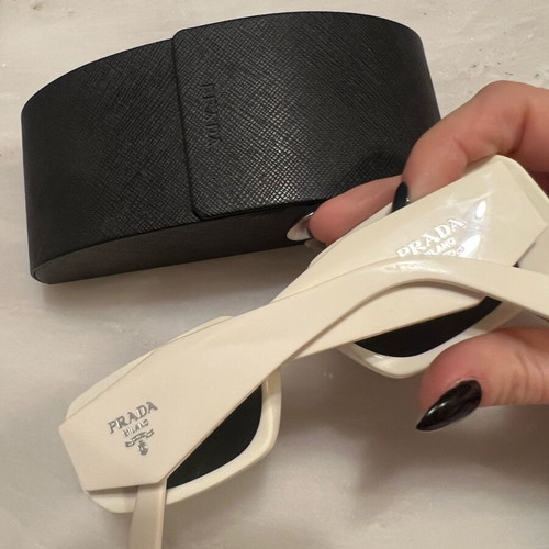 Prada sunglasses cream like new