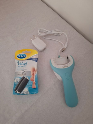 Scholl Velvet Smooth Wet & Dry Rechargeable Electric Foot File new