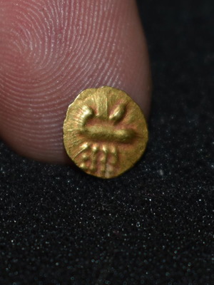 Fanam 1850 gold coin used from India