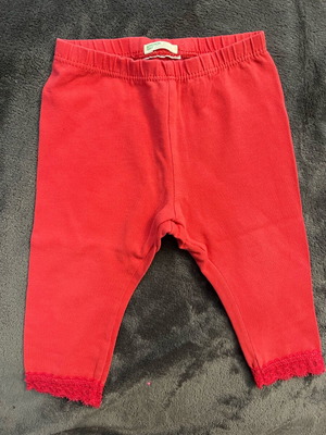 Benetton red leggings for 6 months like new