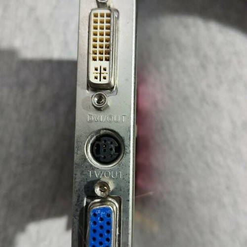 Gainward FX5500 graphics card used