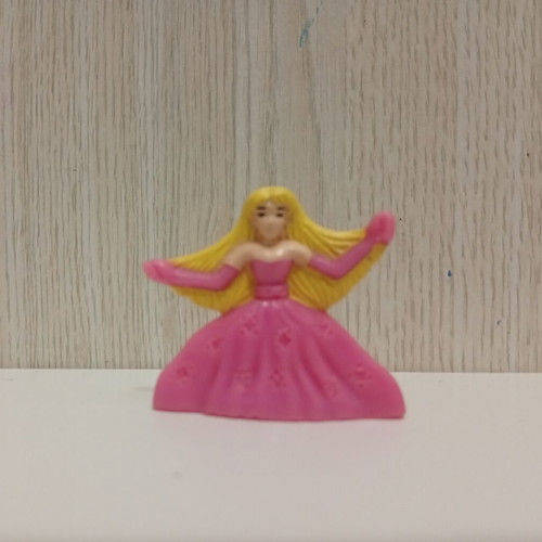Algida Kinder Surprise Joy 2003 Heroic World Fairytale Princess figure used