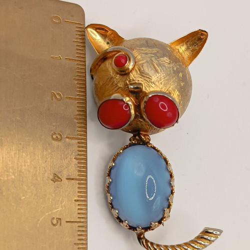Vintage Jelly Belly Cat Brooch used, mid century 1960, gold with blue cabochon