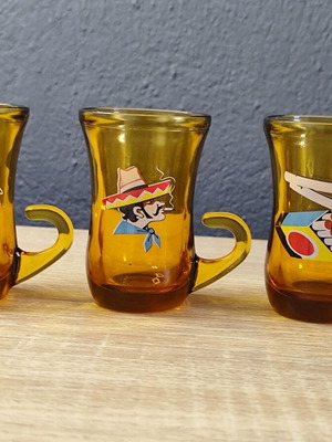 Vintage φλυτζάνια για καφέ τσάι Amber Glass μεταχειρισμένα, σετ