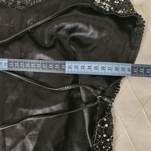 Top size S 36 8 like new, black sequined