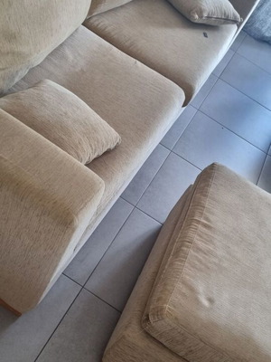 Καναπές 3θέσιος 240x170 με αποσπώμενο υποπόδιο σαν καινούργιος