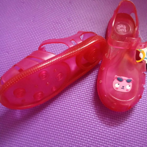 Tuc Tuc sandals size 30 new pink