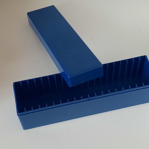 Plastic case for 20 certified coins used, blue