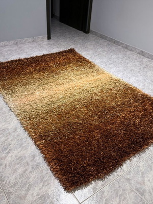 Χαλί μεταχειρισμένο 190cm x 130cm με φυσικές φθορές