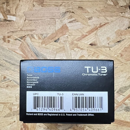 Boss TU-3 chromatic tuner like new for electric guitar and bass