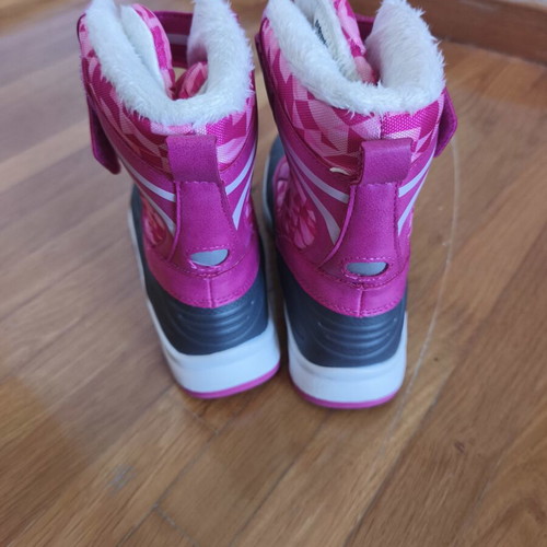 Apres Ski Boots new with fur lining for warmth