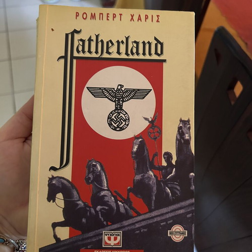 Fatherland book like new, Robert Harris