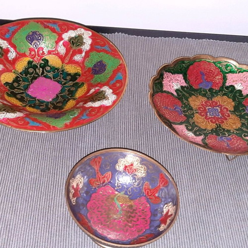 Cloisonné brass plates and bowl used, set of 3 pieces