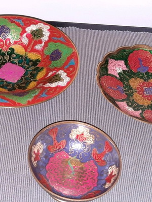 Cloisonné brass plates and bowl used, set of 3 pieces