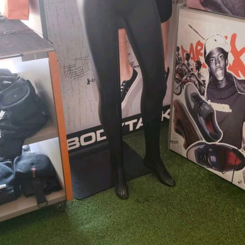 Display mannequins like new, set of 2 pieces