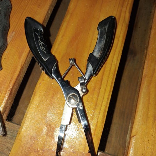 XZOGA Fishing Pliers like new, stainless steel, for jigging and popping