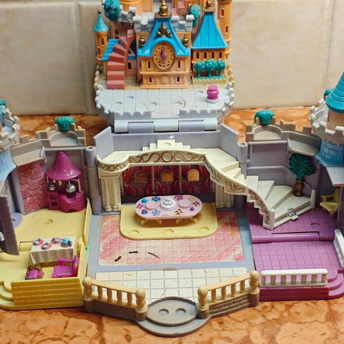 Disney Cinderella Star Castle Bluebird 1995 like new vintage castle