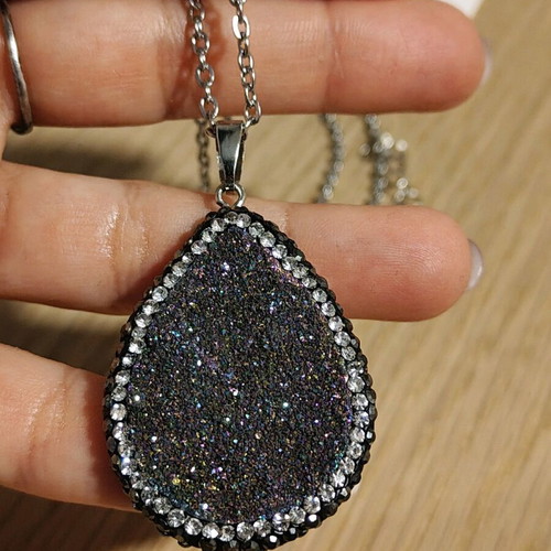 Necklace long impressive new, black and silver