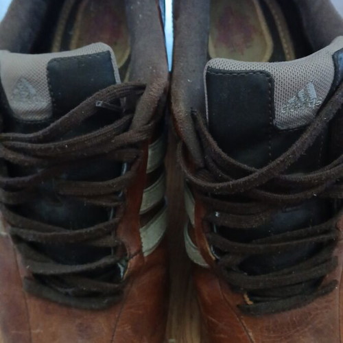 Adidas vintage brown sneakers used, authentic, size 42